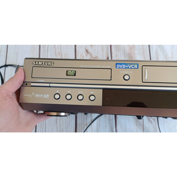 Samsung DVD + VCR Combo Unit DVD-V2000 - Picture 1 of 6
